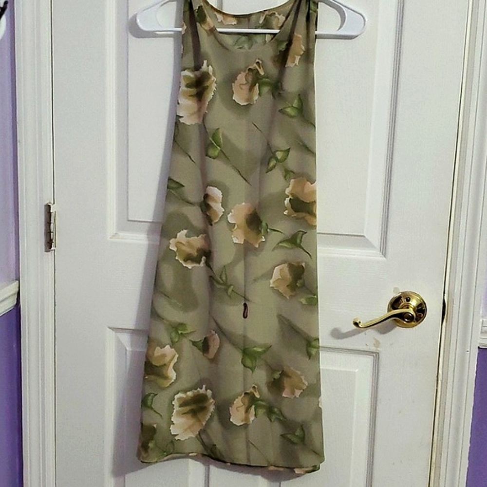 Daily Wear 90s Retro Olive Floral Sleeveless Shift Mini Dress M